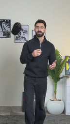 Quarter-Zip Black
